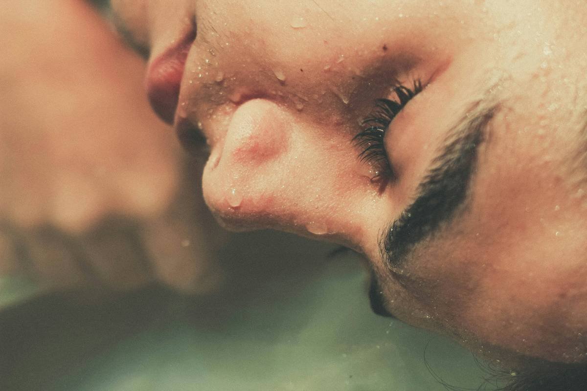 Why Your Skin’s Still Thirsty: The Truth About Moisturizing Body Balm (And How to Use It Right)